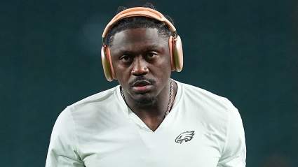 El expresidente de los Eagles hace una declaración de cuatro palabras sobre el traspaso de AJ Brown.