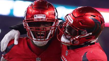 Los Texans traspasan a un ala-pívot de 1,98 metros para reforzar a Danielle Hunter y Will Anderson Jr.