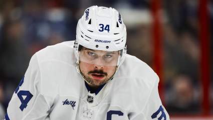 Los Maple Leafs reciben noticias desalentadoras sobre el futuro de Auston Matthews.