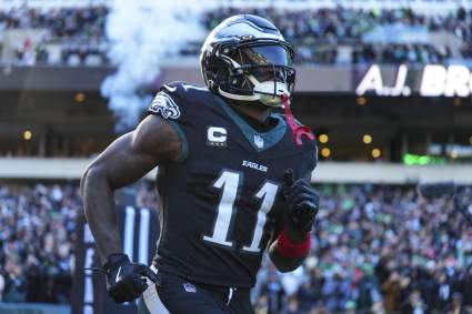 Un miembro del Salón de la Fama advierte a los Eagles sobre el traspaso de AJ Brown.