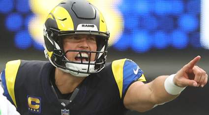 Los Rams reciben la instación de fichar a un jugador seleccionado cuatro veces para el Pro Bowl: "Un impulso fácil" para Matthew Stafford.
