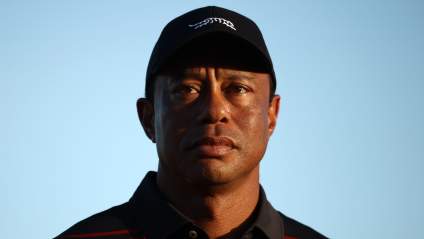 Tiger Woods recibe malas noticias antes del Campeonato de la PGA.