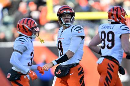 El mariscal de campo de los Bengals, Joe Burrow, recibe una advertencia.