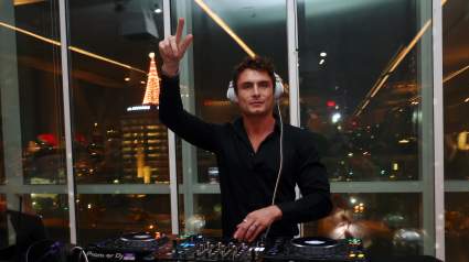 James Kennedy, ex participante de 'Vanderpump Rules', fue visto con su supuesta novia tras los rumores de embarazo.