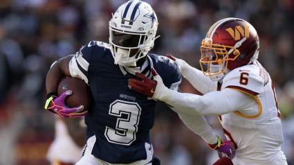 Informe: El receptor de los Cowboys, George Pickens, buscó socios comerciales antes de firmar la etiqueta de jugador franquicia.