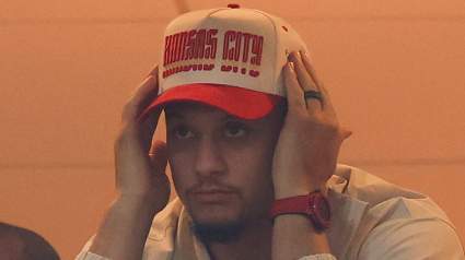Patrick Mahomes responde a un video de los entrenamientos voluntarios de forma críptica.