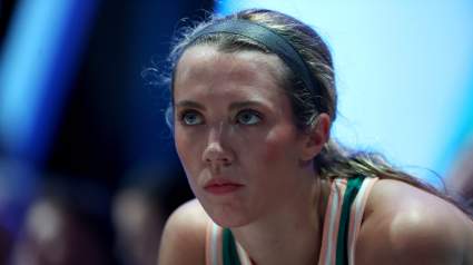 Lexie Hull, de Fever, comparte la última actualización sobre su lesión antes del partido contra Sparks.