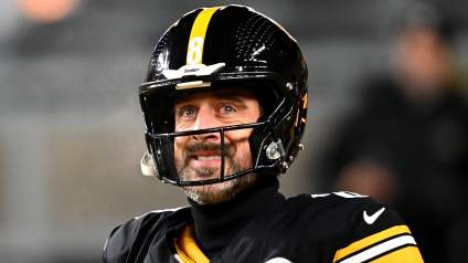El nuevo receptor de los Steelers, Michael Pittman Jr., hizo una confesión sobre Aaron Rodgers en los entrenamientos voluntarios.