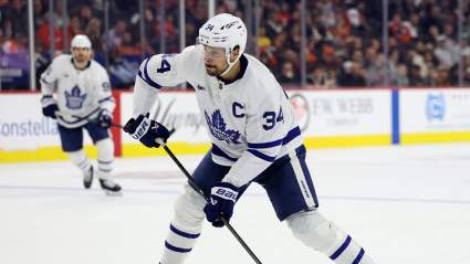 Ojalá Chayka esté "en sintonía" con Auston Matthews.