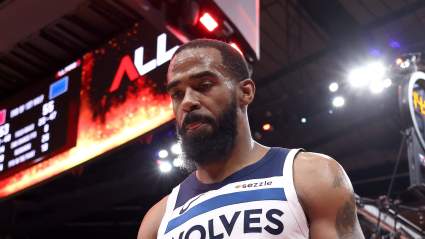 Mike Conley, de los Timberwolves, deja claros sus planes para la próxima temporada.