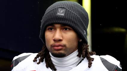 CJ Stroud, de los Texans, recibe duras palabras tras la decisión sobre su contrato.
