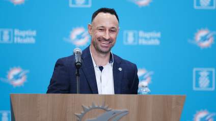 Los Dolphins incorporan a un defensor con 13 capturas tras el Draft de la NFL de 2026.