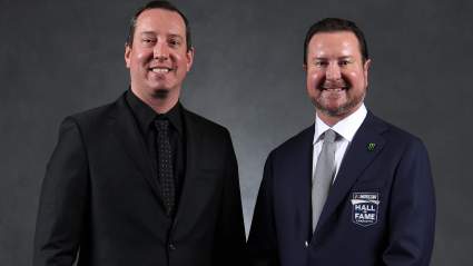 Kurt Busch critica a la NASCAR después de que Kyle Busch evitara una sanción en Texas.