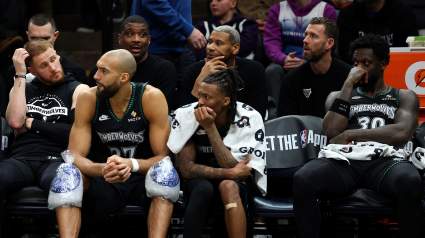 Según un informe, se espera que los Timberwolves rescindan el contrato con el jugador lesionado durante esta temporada baja.