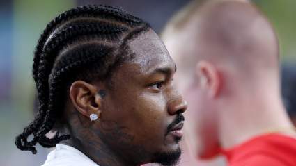 El jurado llega a un veredicto en el juicio contra el ex receptor de los Patriots, Stefon Diggs.