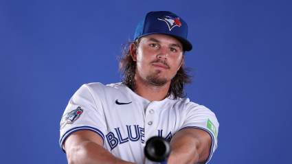 Los Blue Jays se enfrentan a problemas en su plantilla con el regreso de Addison Barger.