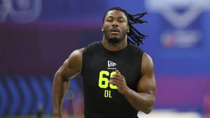 El novato de los Chiefs, R Mason Thomas, revela quién es su mentor en la NFL.
