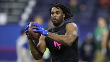 El versátil jugador no drafteado de los Packers está ganando terreno para su rol de novato.