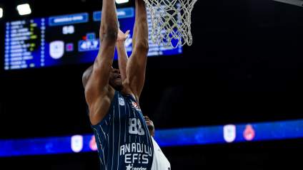 Un exjugador prometedor de los Hornets establece un récord que seguramente será inquebrantable.