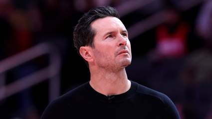 JJ Redick, de los Lakers, anuncia buenas noticias antes del cuarto partido contra los Thunder.