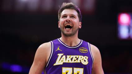 Los Lakers lanzan una sonada propuesta de intercambio que une a Luka Doncic con un alero estrella valorado en 109 millones de dólares.