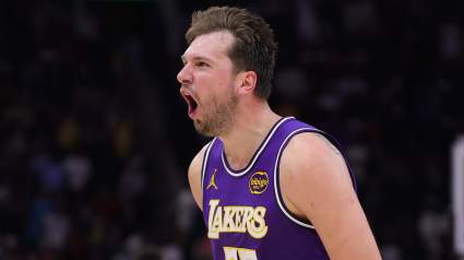 La audaz propuesta de intercambio de los Lakers une a Luka Doncic con la estrella de los Nuggets, valorada en 125 millones de dólares.