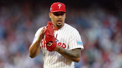 Los Cubs reciben el llamado a adquirir un cerrador estrella de $7.5 millones en medio de las lesiones de lanzadores.