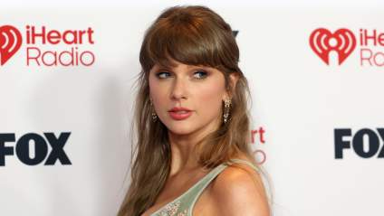 ESPN es acusada de faltarle el respeto a Taylor Swift durante un momento viral del partido entre los Knicks y los Cavs.