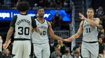 Los Spurs tomarán una decisión de 87 millones de dólares sobre un alero especialista en triples y defensa esta temporada baja.