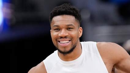 Austin Reaves de los Lakers destaca el paquete masivo de intercambio de Giannis en una nueva idea.
