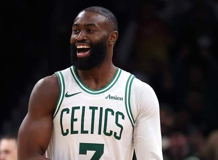 Patrimonio neto de Jaylen Brown en 2026: Ganancias profesionales y cómo ha amasado su fortuna.