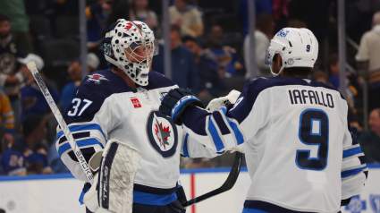 El futuro de Connor Hellebucyk en Winnipeg está en entredicho.