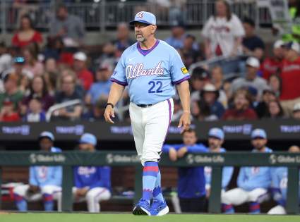 Los Bravos de Atlanta deberían considerar la posibilidad de adquirir al relevista zurdo de los Cardenales.