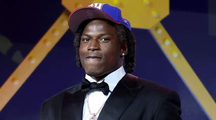 Arvell Reese, la selección del draft de los Giants, enfrenta una "presión inmediata" para rendir al inicio de los entrenamientos voluntarios (OTAs).