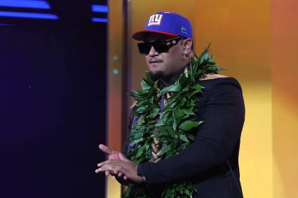 Información privilegiada sobre la decisión de los Giants en el día del Draft de elegir a Francis Mauigoa