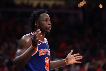 Los Knicks publican una actualización preocupante sobre la lesión de OG Anunoby tras el partido contra los Sixers.
