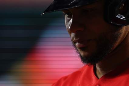 Los Boston Red Sox dejan fuera de la alineación a un jugador clave tras un susto por lesión.
