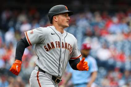 Un jugador de los Gigantes de San Francisco que atraviesa un mal momento aún tiene pendiente de cobro de 100 millones de dólares por parte del equipo.