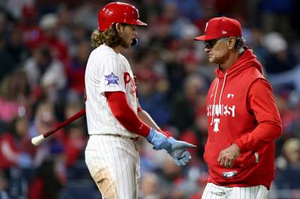 Los Philadelphia Phillies reciben una instada presión para tomar una difícil decisión sobre el jugador All-Star de 10,2 millones de dólares.