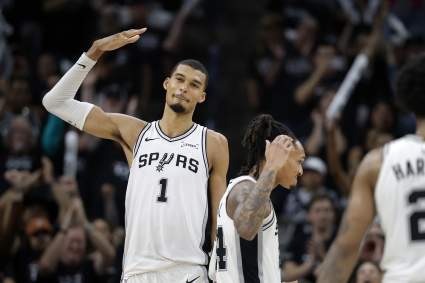 El mundo de la NBA reacciona a la impresionante actuación de Wemby en el quinto partido entre los Spurs y los Timberwolves.