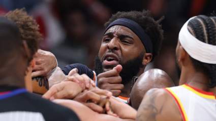 Mitchell Robinson, de los Knicks, se enfrenta a una costosa sanción de la NBA por la pelea en el sexto partido.