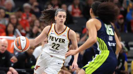 Azzi Fudd acaba de hacer historia en la WNBA contra Caitlin Clark en el partido Wings-Fever.