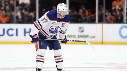 Connor McDavid admite que los Oilers fueron un "equipo promedio" este año.