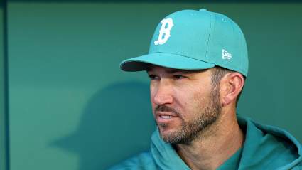 El entrenador de los Red Sox respalda a Alex Cora en un asunto clave sobre la alineación.