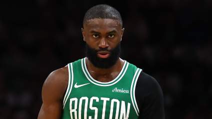 Propuesta de intercambio 2 por 1: Jaylen Brown de los Celtics a cambio de un pívot de élite.