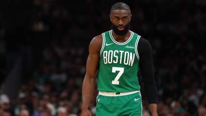 Jaylen Brown dice que está intentando continuar lo que Kobe Bryant empezó.