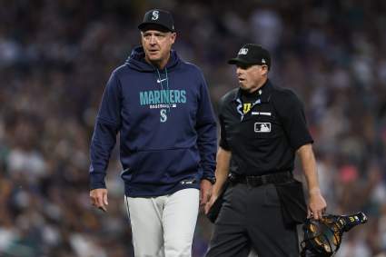 Los Seattle Mariners anuncian un movimiento repentino en su plantilla con un jugador recientemente adquirido.