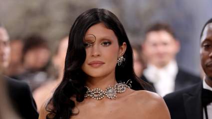 No, el vestido de Kylie Jenner en la Met Gala no es un fallo de vestuario.