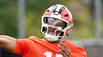 El mariscal de campo de los Browns, Taylen Green, recibe una dosis de realidad de Todd Monken.
