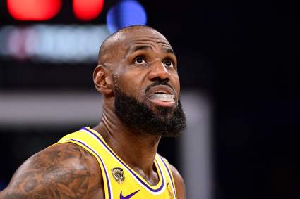 Los Lakers reciben malas noticias antes del tercer partido contra los Thunder.